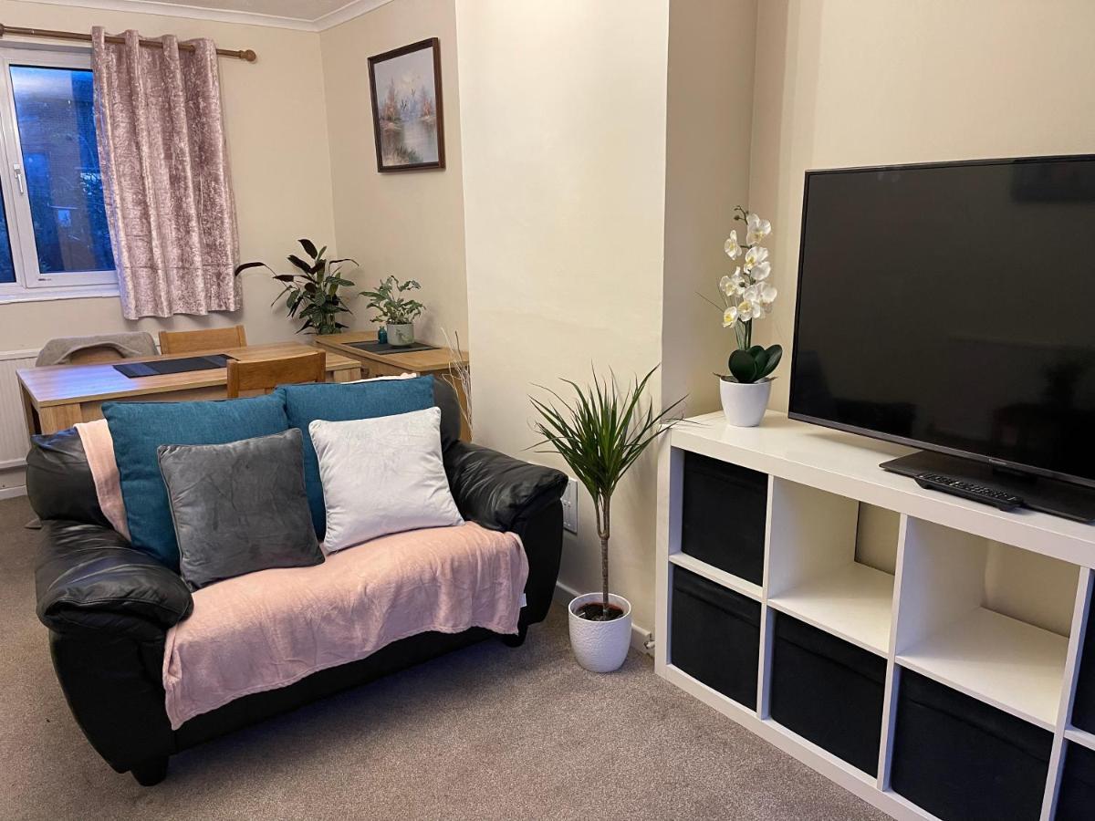 St Ives, King Bed Cosy Home, Parking, Fast Wi Fi St Ives  Extérieur photo