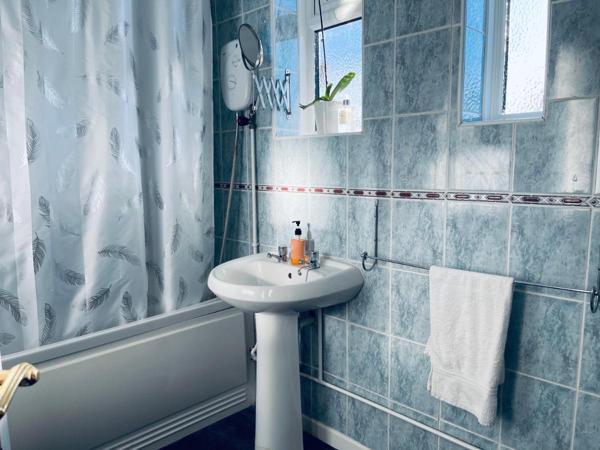 St Ives, King Bed Cosy Home, Parking, Fast Wi Fi St Ives  Extérieur photo