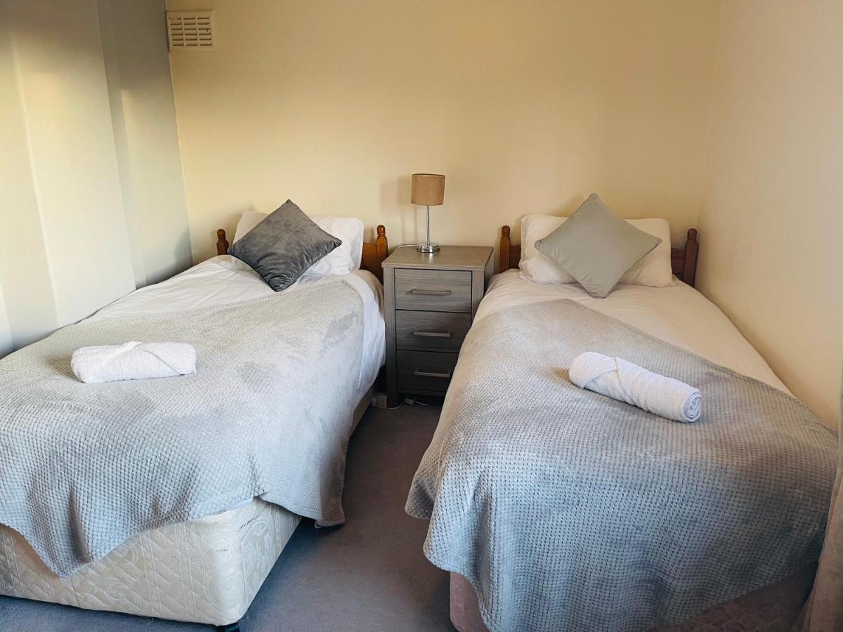 St Ives, King Bed Cosy Home, Parking, Fast Wi Fi St Ives  Extérieur photo